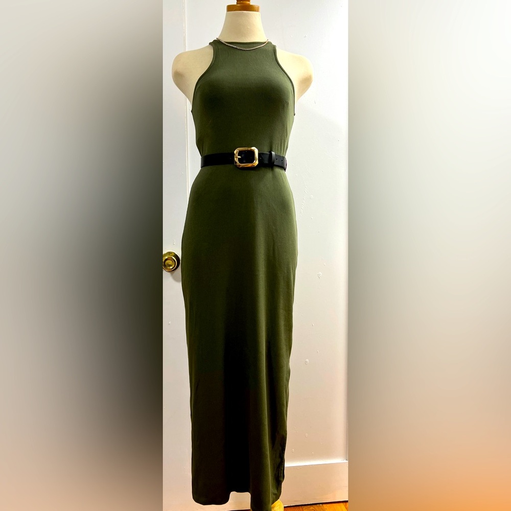 Medium maxi rib olive green dress